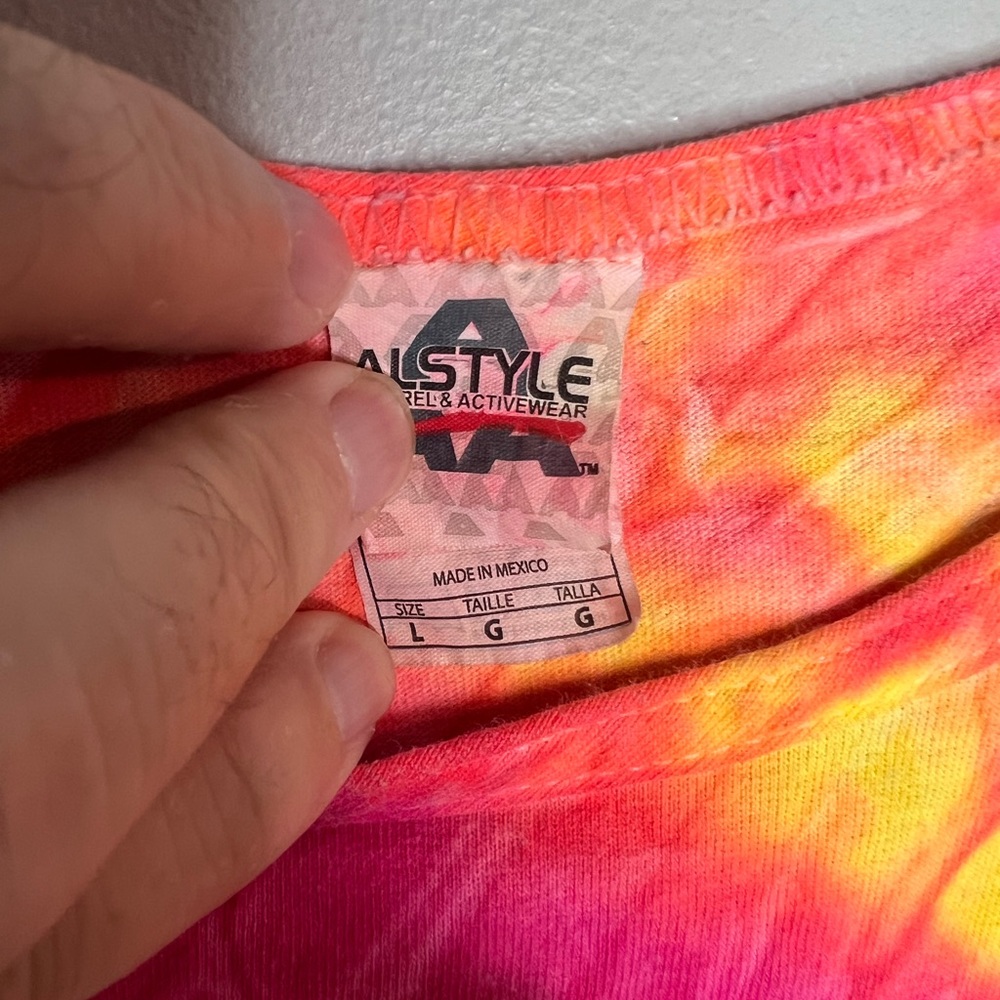 Bahamas Island Paradise Bimini Tie Dyed Tank Top On AAA Tag Size Large - Picture 2 of 4